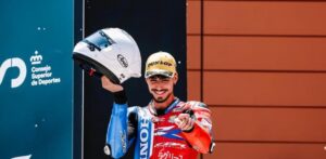 Muere el piloto español Borja Gómez en un accidente mientras entranaba en Francia