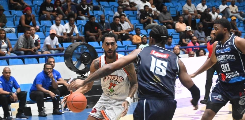 Antonio Gordon, con debut de 35 puntos, le da la victoria a los Cañeros sobre los Marineros
