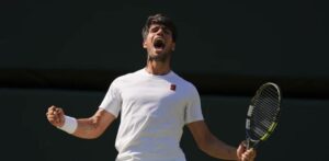 Carlos Alcaraz vence a Taylor Fritz y regresa a la final de Wimbledon