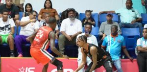 Titanes, con la labor de Jassel Pérez, vencen a Leones y terminan en el segundo lugar