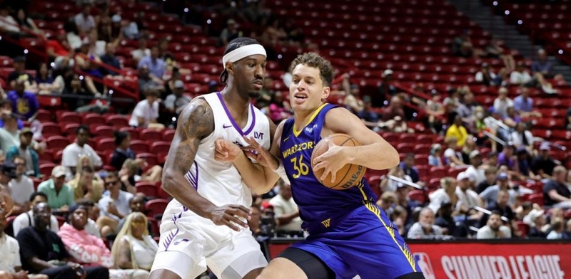 Chris Mañón hace las pequeñas cosas para quedarse en la NBA
