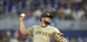 Merrill y Maldonado conducen Padres a triunfo sobre los Marlins