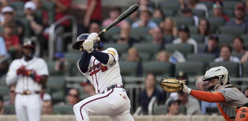 Baldwin empuja seis carreras en victoria de Bravos sobre Gigantes