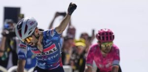 Paret-Peintre se lleva la etapa en Mont Ventoux y Pogačar castiga a Vingegaard en Tour de Francia