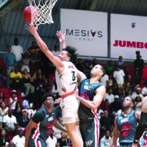 Titanes barren a los Leones y defenderán su título de campeón en la final de la LNB