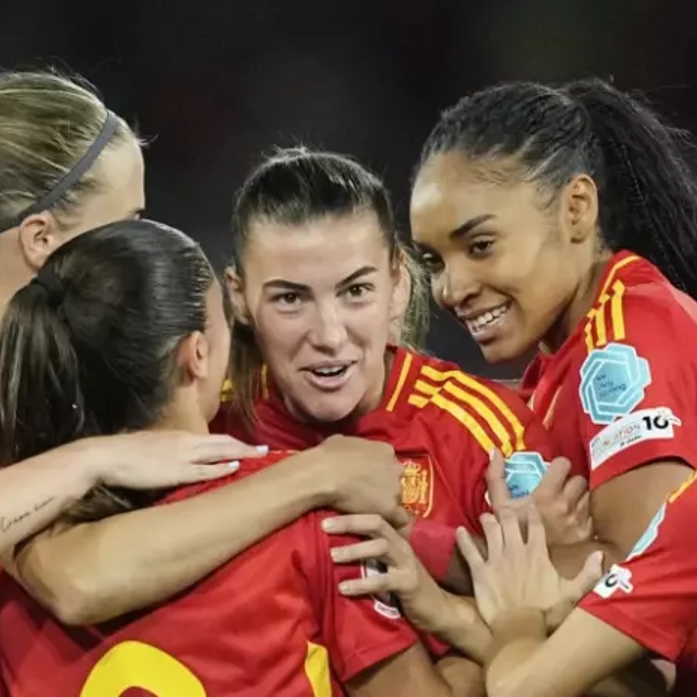 Las españolas, campeonas mundiales, buscan el título europeo tras luchar contra el sexismo