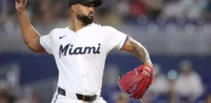 Sandy Alcántara lanza siete sólidas entradas, pero Atlanta derrota a los Marlins