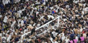 PSG multado por conducta de hinchas y bandera de ‘mafia de la UEFA’ en final de Champions