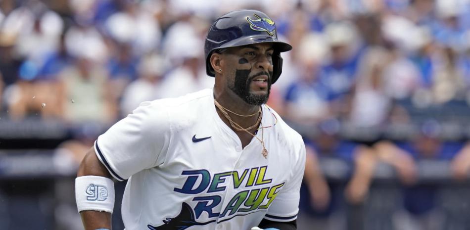 Yandy Díaz da 2 HRS, Caminero uno y los Rays vencieron 3-0 a los Dodgers