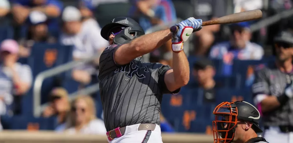 Pete Alonso conecta su jonrón 250 en la victoria 12-6 de los Mets; Soto de 5-1
