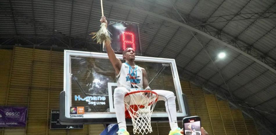 Los Titanes vencen a los Metros por barrida y logran bicampeonato en la LNB