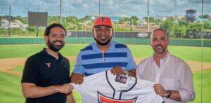 Edwin Encarnación se une a los Toros del Este como asesor de Operaciones