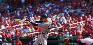 Bellinger y Goldschmidt ayudan a Yankees a barrer serie ante Cardenales con victoria de 8-4