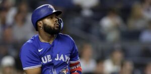 Gausman lanza a los Blue Jays a una victoria de 7-1 sobre los Yankees, Guerrero, de 5-4, con jonrón
