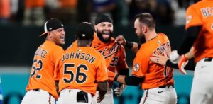 Yamamoto pierde no hitter con dos outs en el noveno y los Dodgers terminan perdiendo el partido