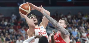 Alperen Sengun, con un triple-doble, pone a Turquía en semifinales del Eurobásquet