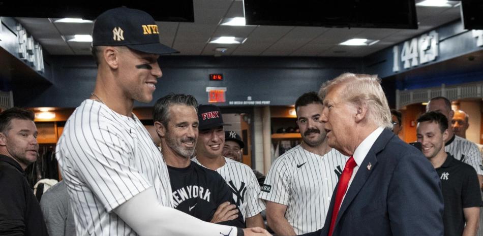 Donald Trump visita, Judge sube en la lista de jonrones y Yankees vencen a Tigres y evitan barrida