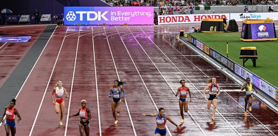 Marileidy gana medalla de plata, McLaughlin-Levrone gana en los 400 metros