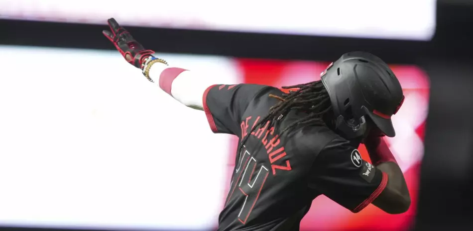 Elly De La Cruz y Miguel Andújar jonronean en el triunfo de los Rojos