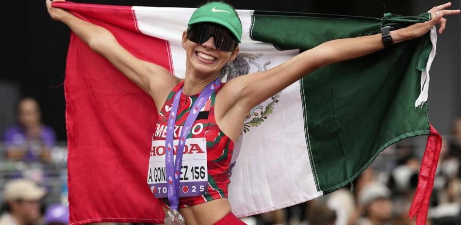 Alegna González logra premio a la perseverancia en el Mundial de Atletismo