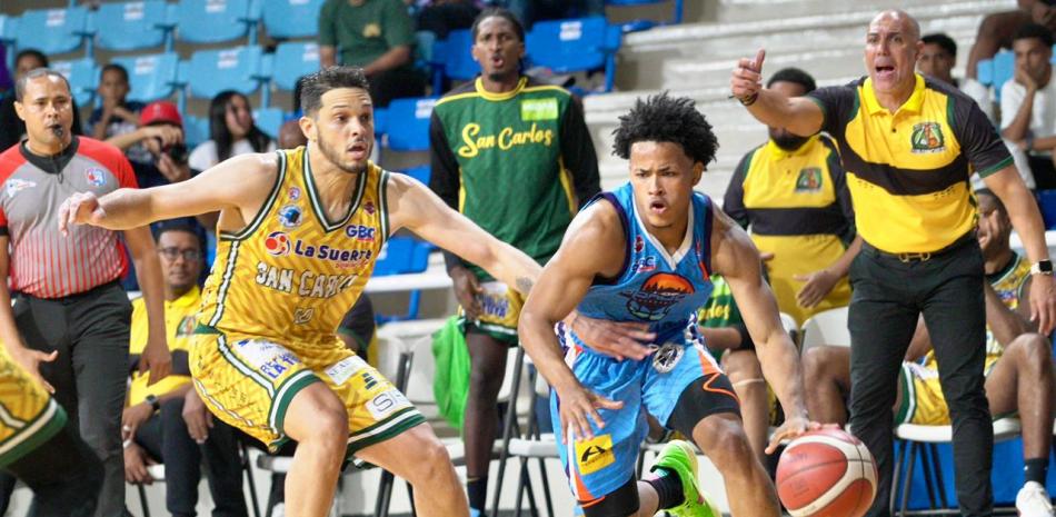 Fitzgerald y Mercedes lideran remontada de Los Prados sobre San Carlos en el TBS Distrito