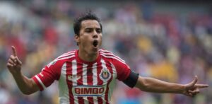 Detienen a Omar Bravo, leyenda del fútbol mexicano, por abuso sexual infantil