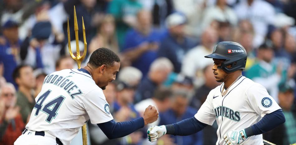 Jorge Polanco pega 2 jonrones, Julio Rodríguez remolca la del gane y Seattle empata serie a Detroit