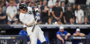 Judge y Yankees siguen vivos: derrotan 9-6 a Toronto para acercarse en serie divisional