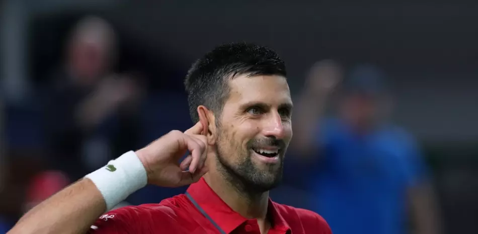 Novak Djokovic avanza a semifinales del Masters de Shanghái para enfrentar a Vacherot