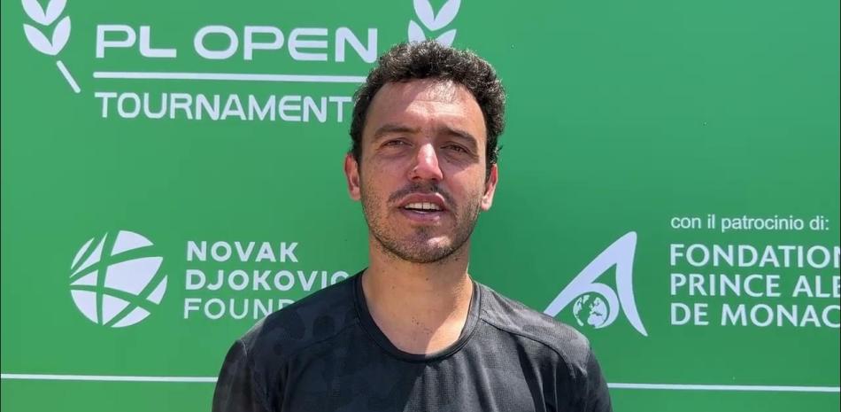 Tenista que dijo que un beso causó su prueba positiva de metanfetamina recibe suspensión de 4 años