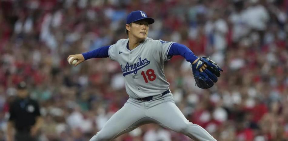 Yoshinobu Yamamoto lanza partido completo y los Dodgers colocan 2-0 su serie ante Cerveceros