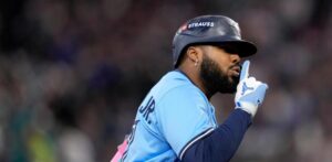 Guerrero y Springer lideran ataque de 5 HRS y Toronto detiene Marineros