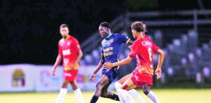 Pantoja se impone 3-1 a la Vega Real y se aferra al liderato en la LDF