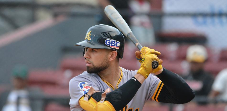 JC Escarra llega este martes y estará en el roster semanal de las Águilas