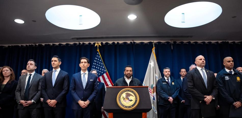 Desmantelan dos supuestas redes de juego y apuestas ilegales vinculadas con la NBA y la mafia