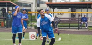 Tigres del Licey entrenan tras la detención del torneo debido a la tormenta Melissa