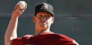 Estrellas contratan a los relevistas Green y Woodward, Antone y Nolin son dejados libres