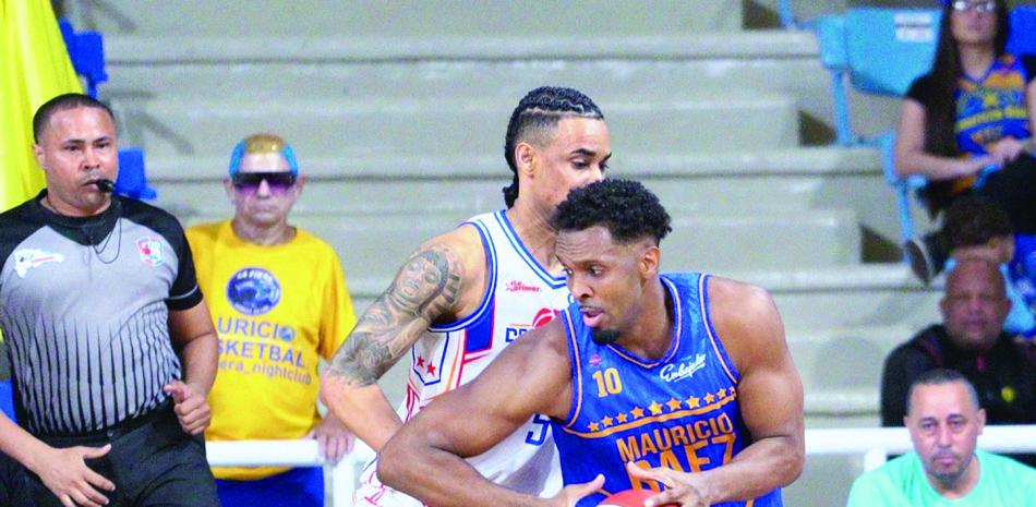 Geraldo Suero, con 23 puntos, lidera a Mauricio ante San Lázaro en el inicio de la semifinal TBS DN