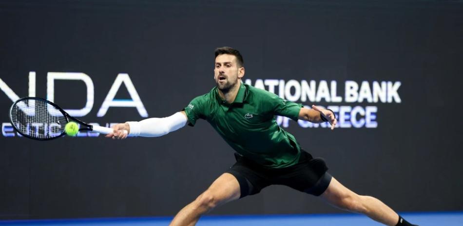 Djokovic vence a Musetti y gana título en Atenas para clasificar a las Finales ATP