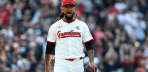 Emmanuel Clase es arrestado tras llegar a Nueva York