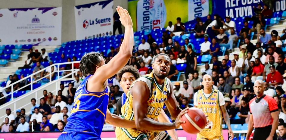 De Lattibeaudiere anota 23 puntos, San Carlos vence a Mauricio en primer partido de la final