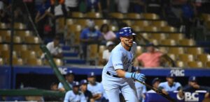 Con 4 carreras en el octavo, Licey corta racha y derrota 6-2 a las Estrellas