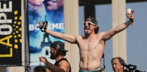 Kiké Hernández se somete a cirugía de codo y se perderá el Clásico Mundial de béisbol