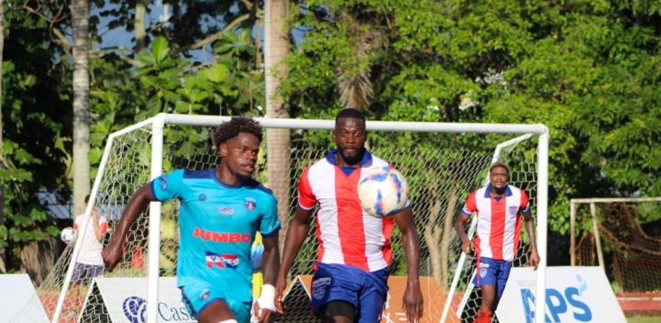 Salcedo se impone 2-0 a los Delfines y clasifica a la liguilla de la LDF