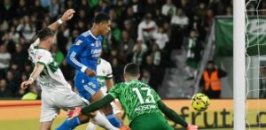 Jude Bellingham anota gol salvador y Real Madrid iguala 2-2 con Elche