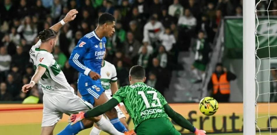 Jude Bellingham anota gol salvador y Real Madrid iguala 2-2 con Elche