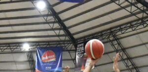 La Villa derrota a Parque Hostos para llegar a cinco victorias en TBS de La Vega