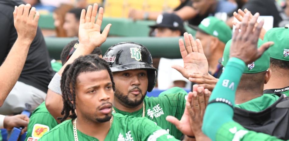 Estrellas derrotan a Escogido en debut de Carlos Paulino como dirigente