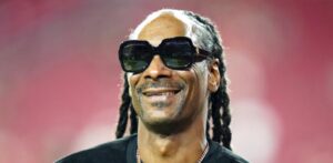 La NFL anuncia a Snoop Dogg para el espectáculo de medio tiempo del juego de Navidad