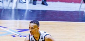 De León y Ortega conducen al San Vicente a empatar final del TBS San Francisco